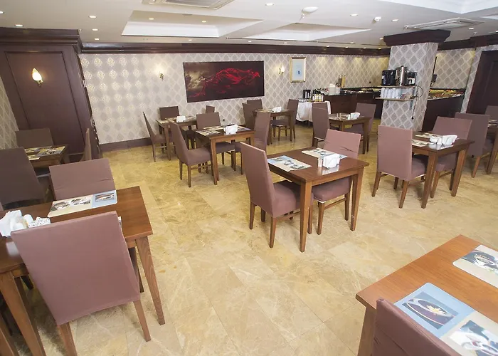 Nova Plaza Boutique & Hotel 4*