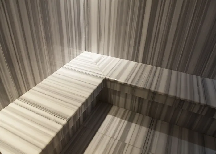 Nova Plaza Boutique & 4*