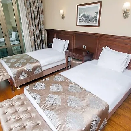 Szálloda Nova Plaza Boutique & 4*