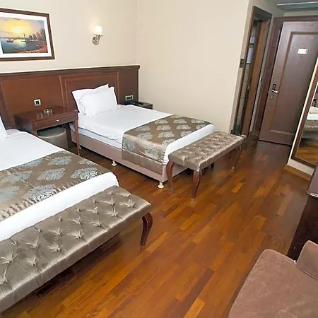 Szálloda Nova Plaza Boutique & 4*