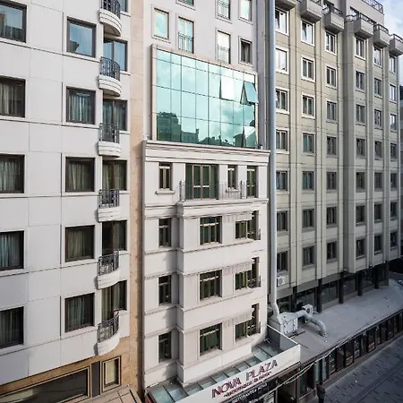 Nova Plaza Boutique Hotel & Spa Hotel 4*
