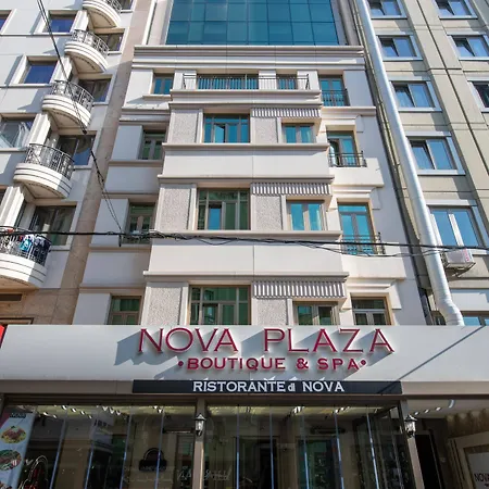 Nova Plaza Boutique Hotel & Spa Hotel 4*