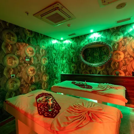 Nova Plaza Boutique Hotel & Spa Hotel