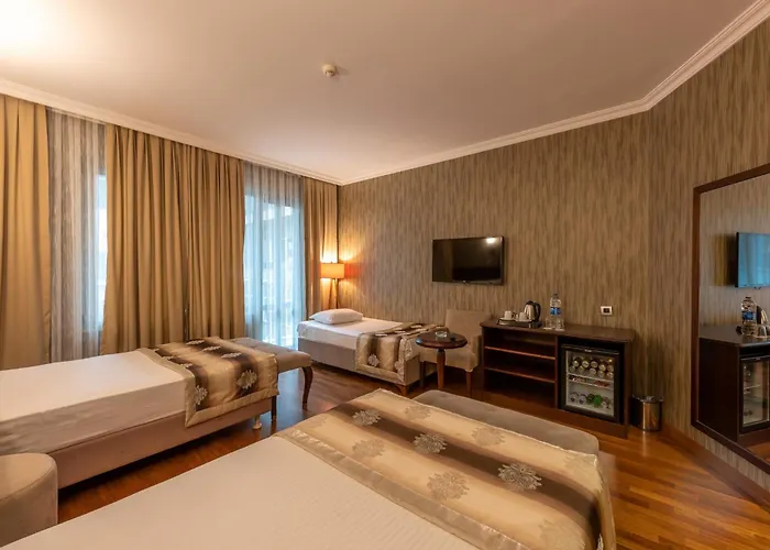 Nova Plaza Boutique & Hotell