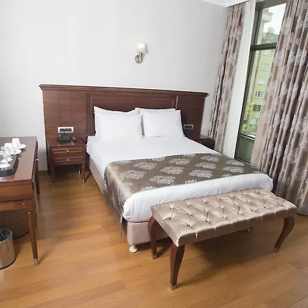 Nova Plaza Boutique & Hotel