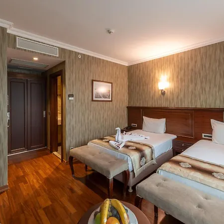 Nova Plaza Boutique & Hotel